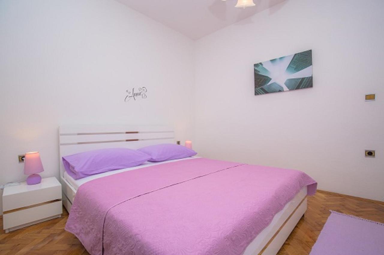 Apartmani Vesna Milisa Primošten Exteriör bild