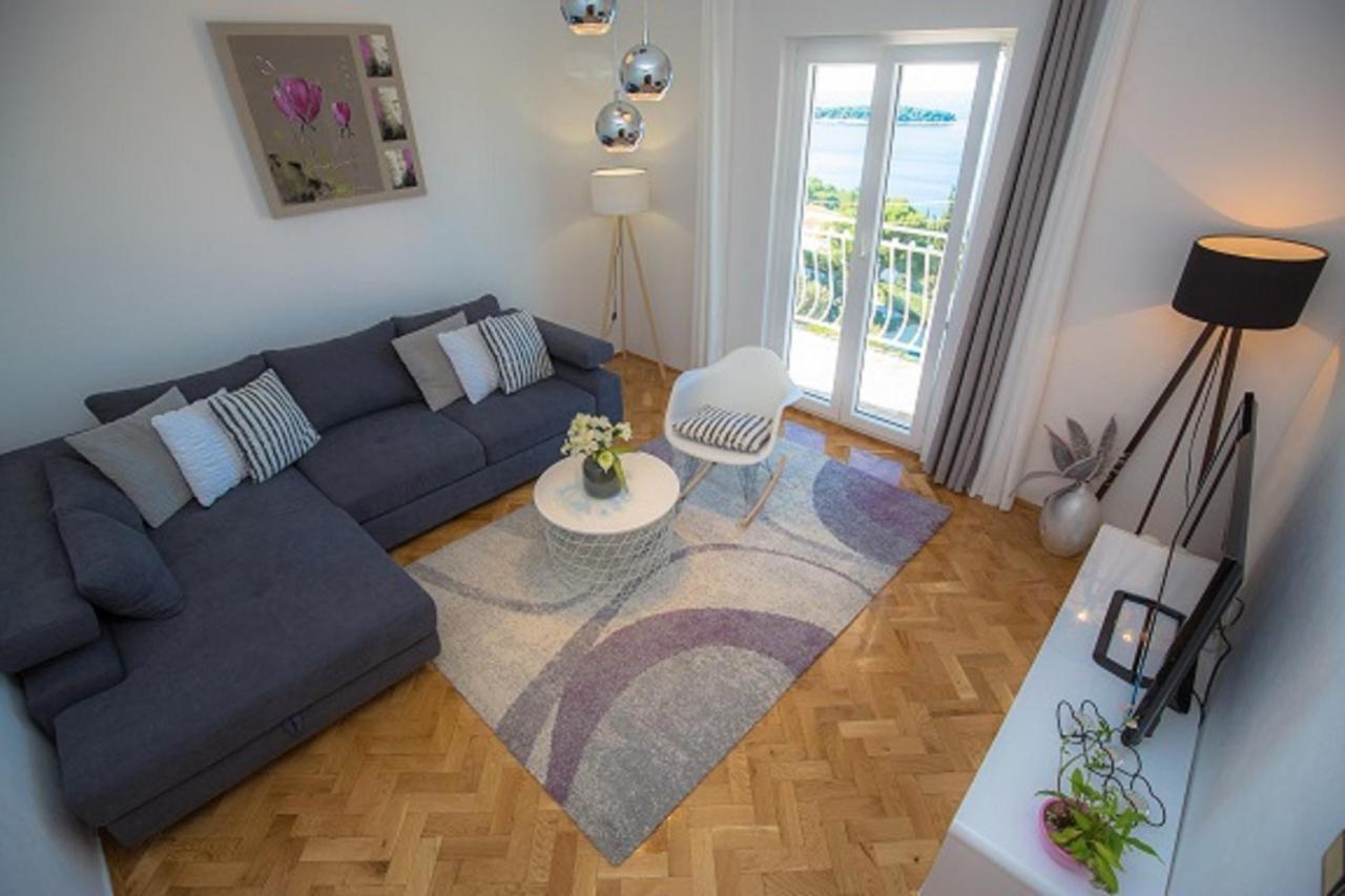 Apartmani Vesna Milisa Primošten Exteriör bild