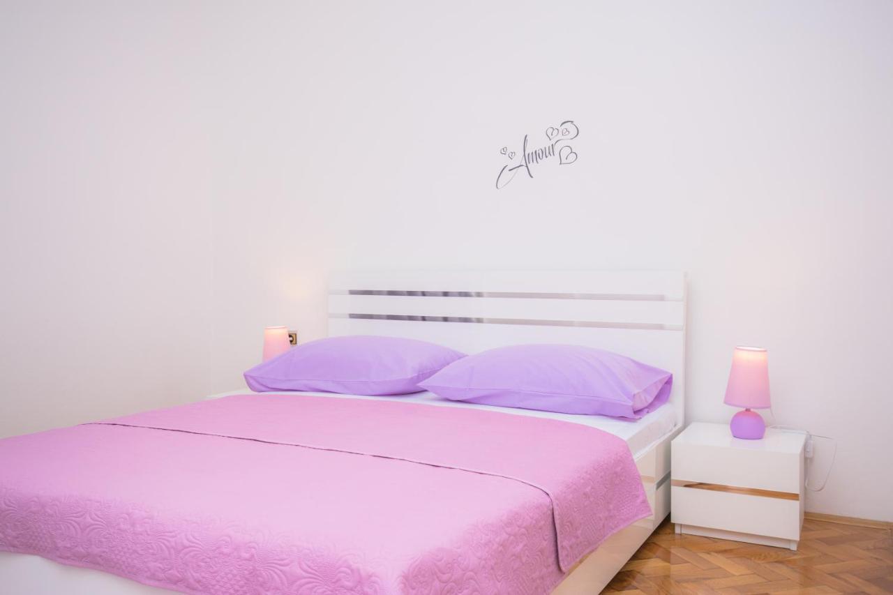 Apartmani Vesna Milisa Primošten Exteriör bild